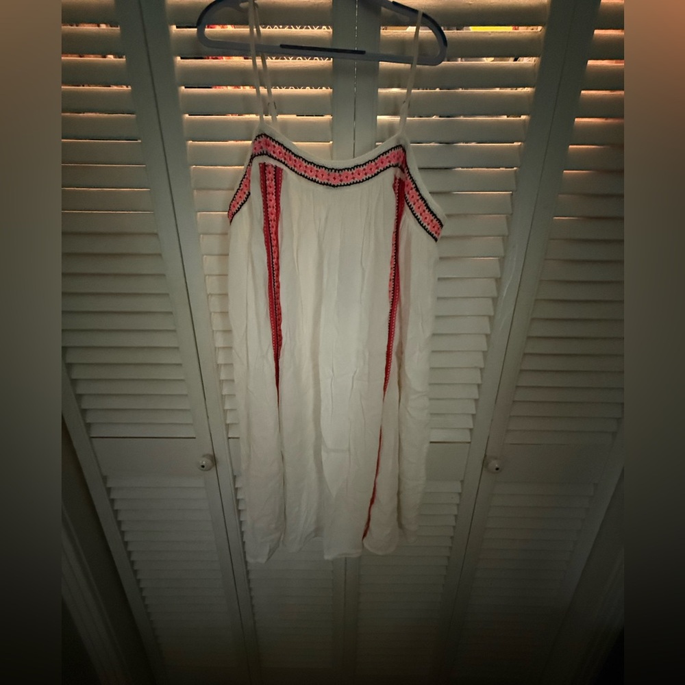 Sz Large- Red Camel mini White Dress with Red and Black Trim- NWT